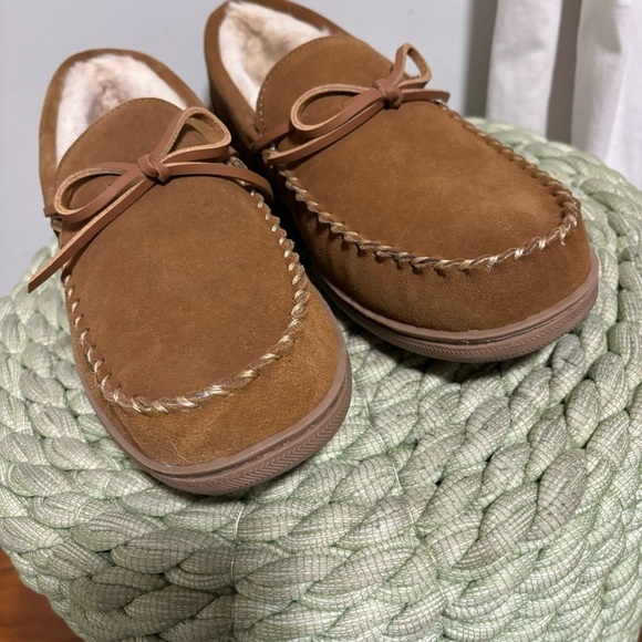 My Slippers Men's Moccasin Slippers My Pillow Chestnut Brown Suede Faux Fur NWT - Picture 4 of 10